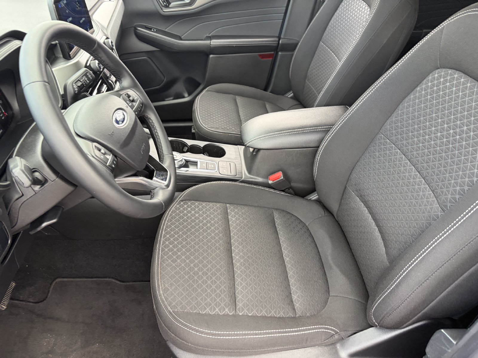 Certified 2024 Ford Escape Active FWD image 24