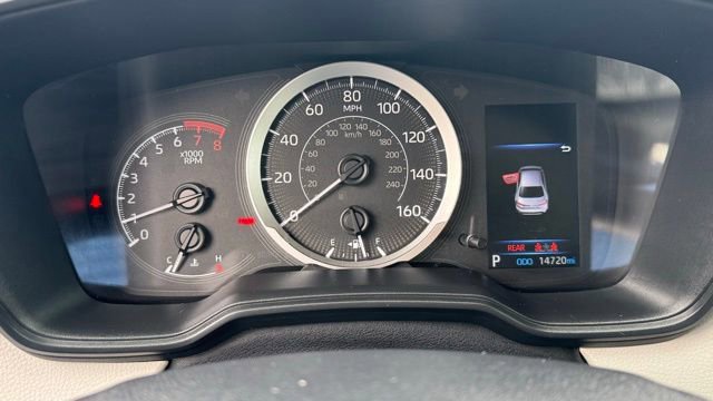 Used 2022 Toyota Corolla LE image 19