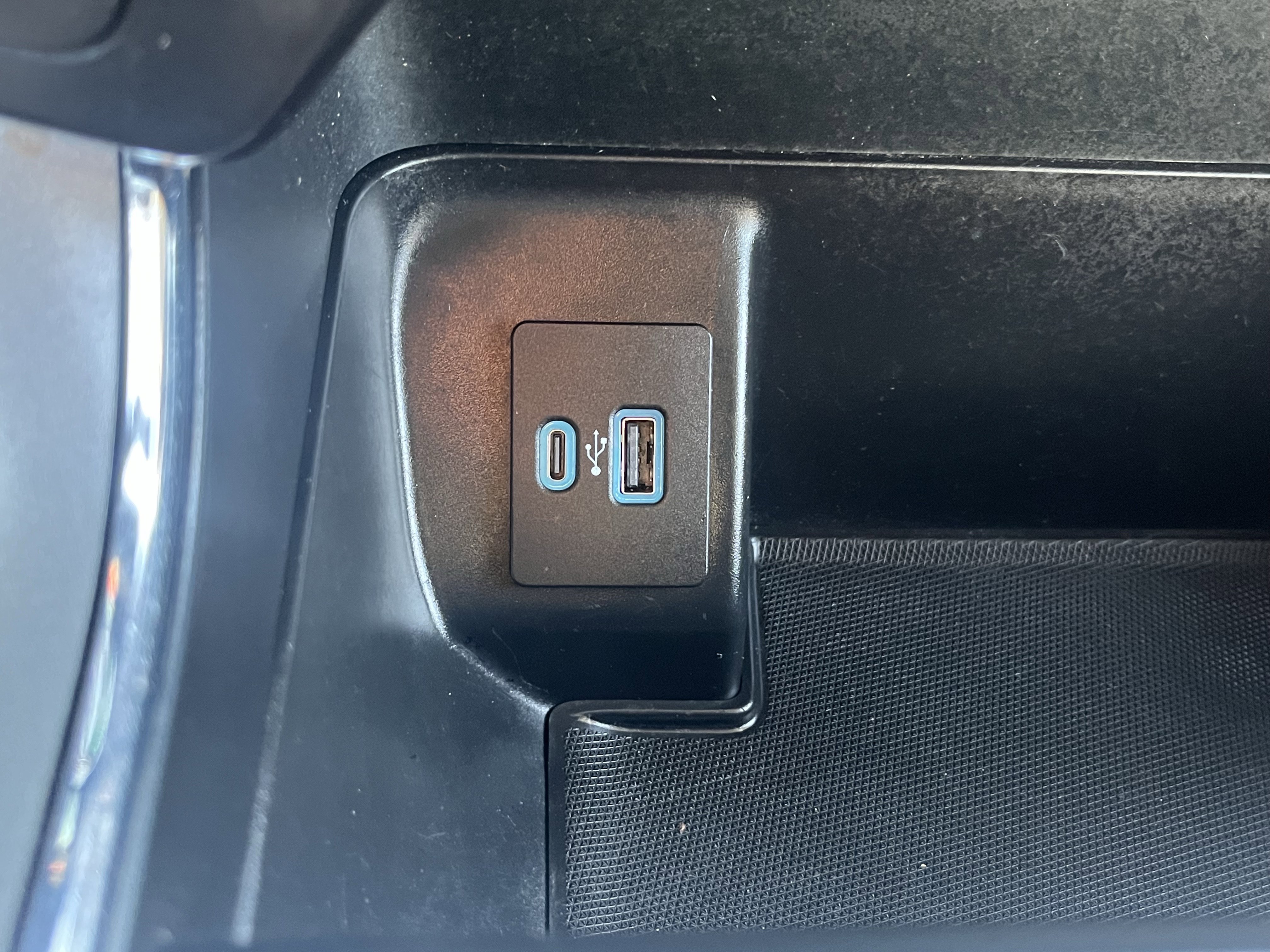 Certified 2021 Ford F150 XLT w/ Equipment Group 302A High image 21