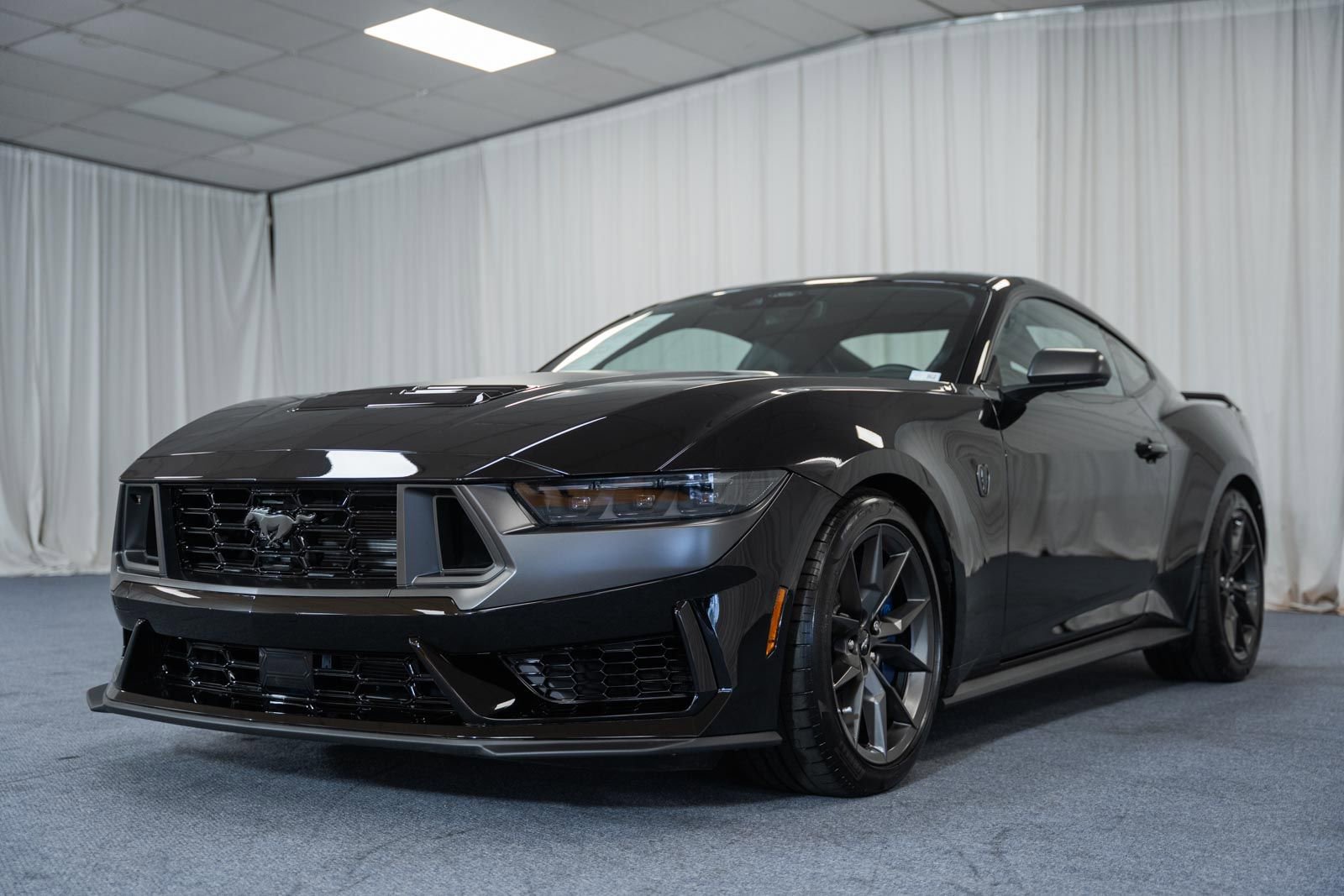 Certified 2025 Ford Mustang Dark Horse RWD image 3