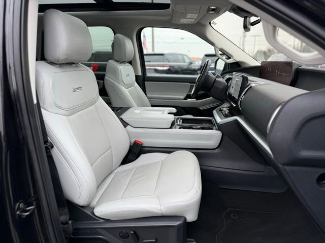 Certified 2025 Ford Expedition Max Platinum image 23