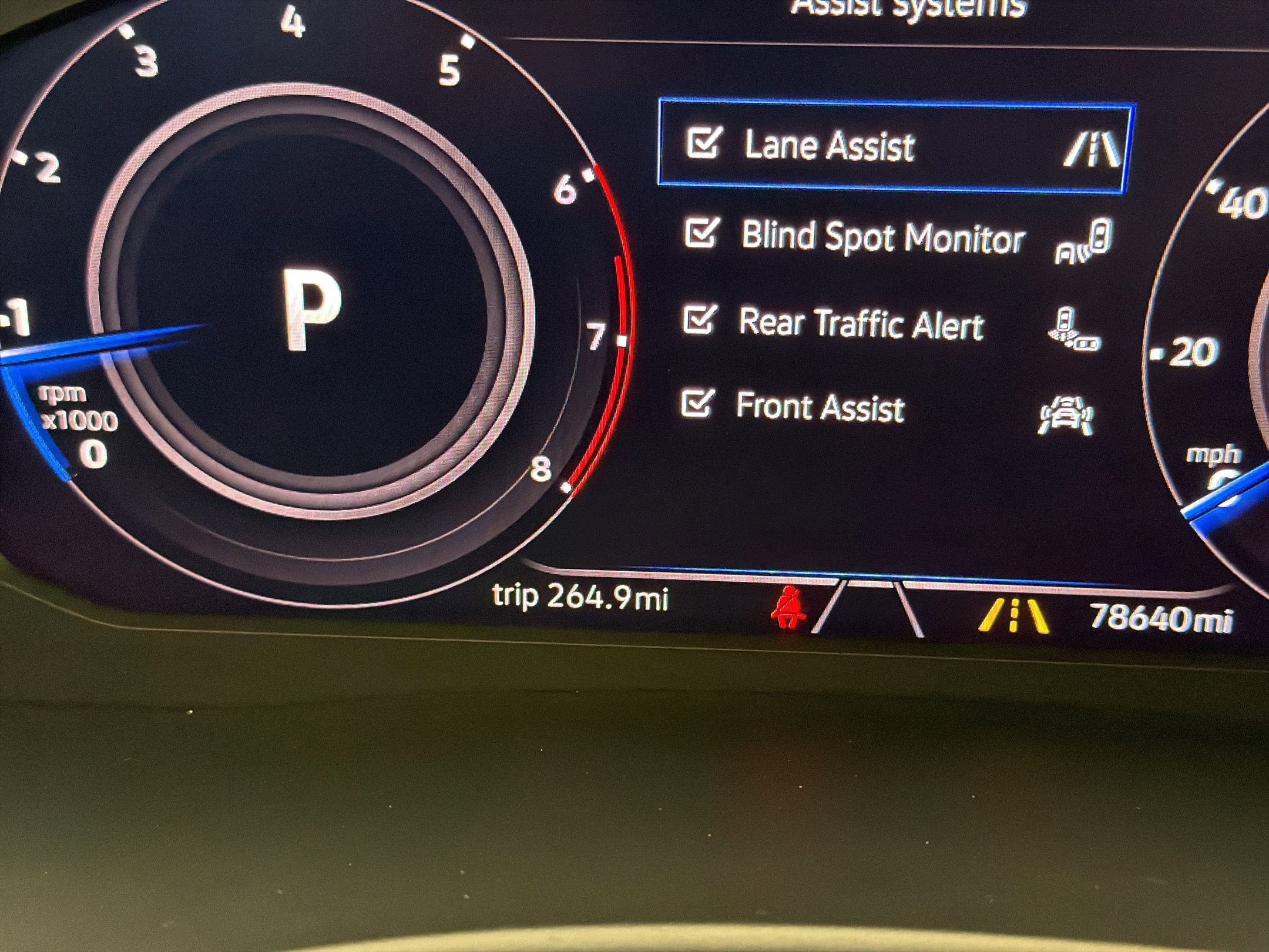 Used 2019 Volkswagen Atlas SEL FWD image 18