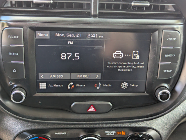 Used 2024 Kia Soul LX w/ Option Group 015 FWD image 31