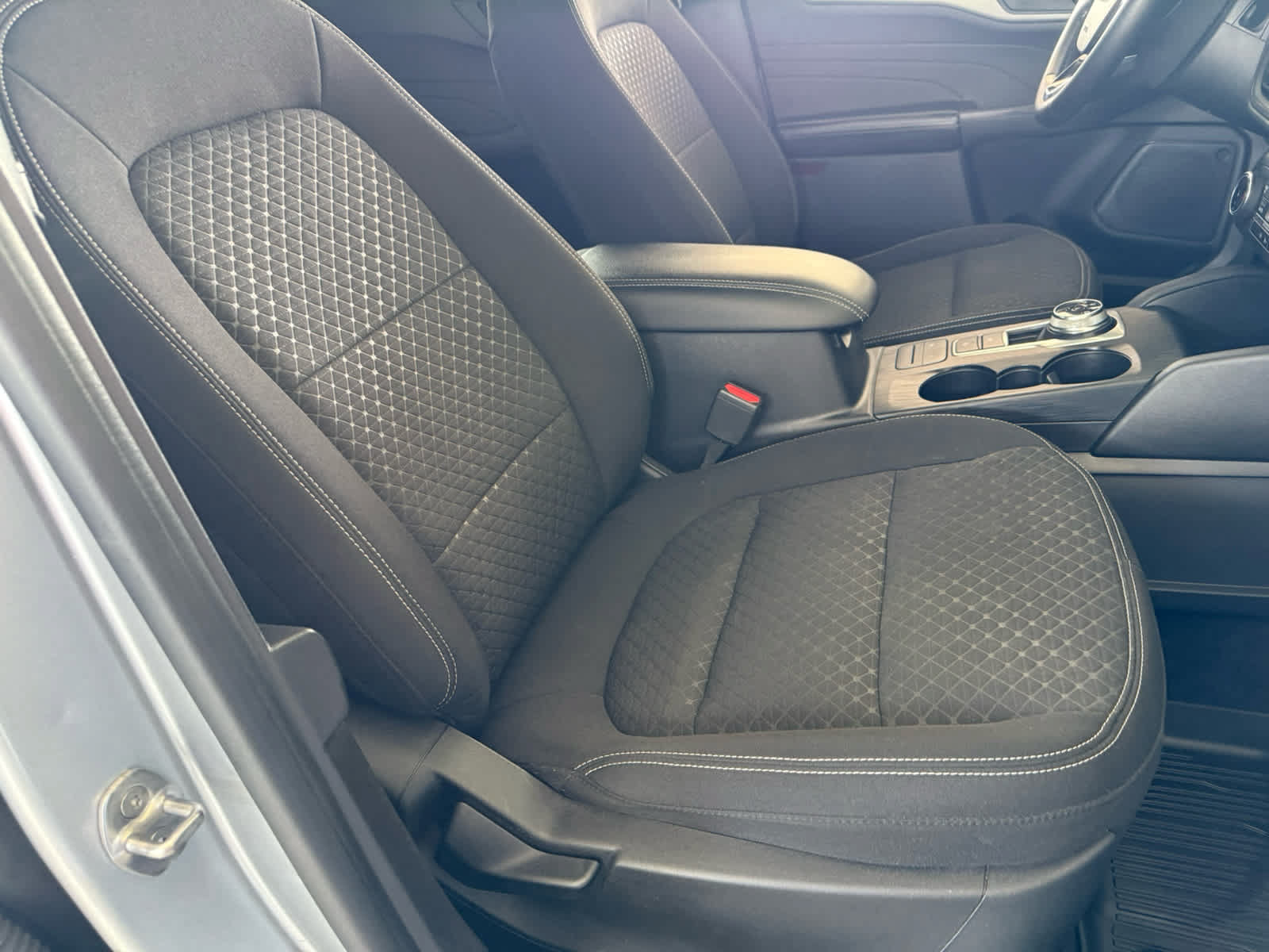Certified 2023 Ford Escape Active AWD/4WD image 8