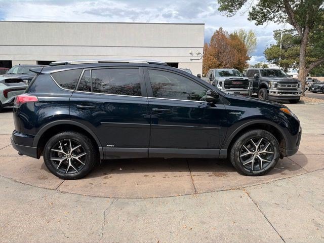 Used 2017 Toyota RAV4 SE AWD/4WD image 8