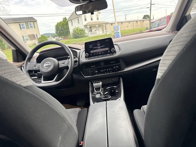 Used 2023 Nissan Rogue SV AWD/4WD image 34