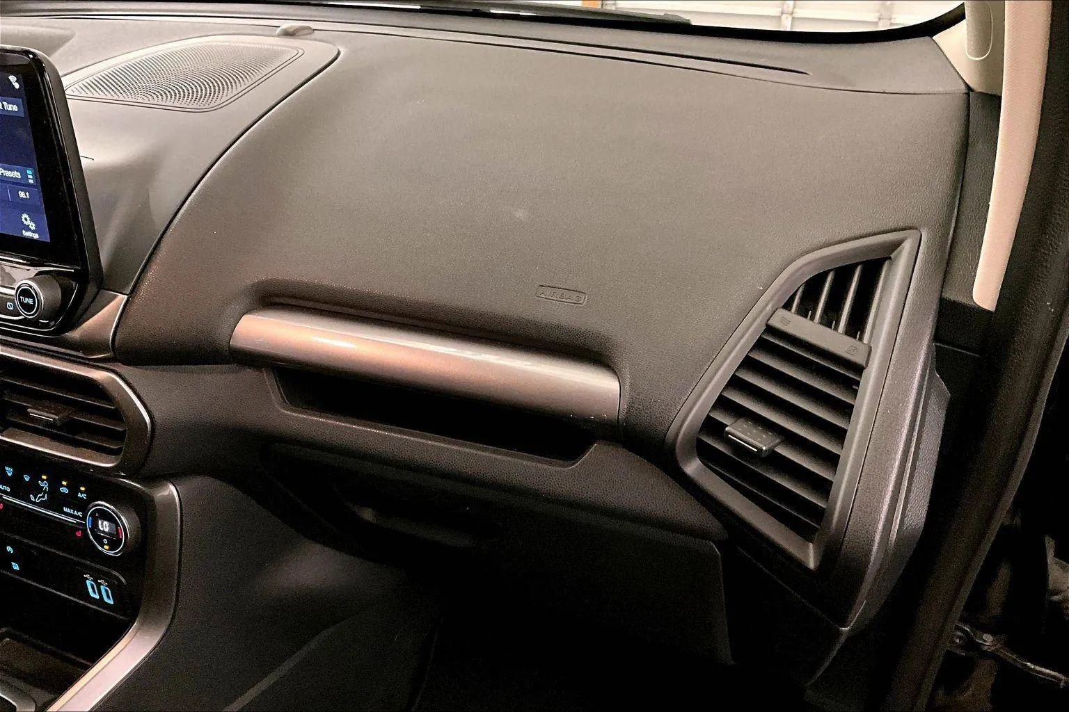 Certified 2019 Ford EcoSport SE w/ SE Convenience Package image 15