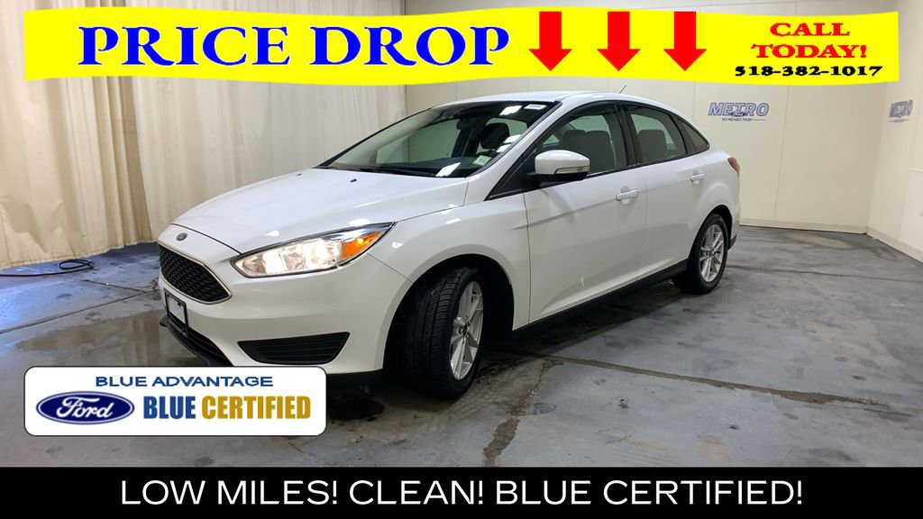 Certified 2017 Ford Focus SE FWD image 2