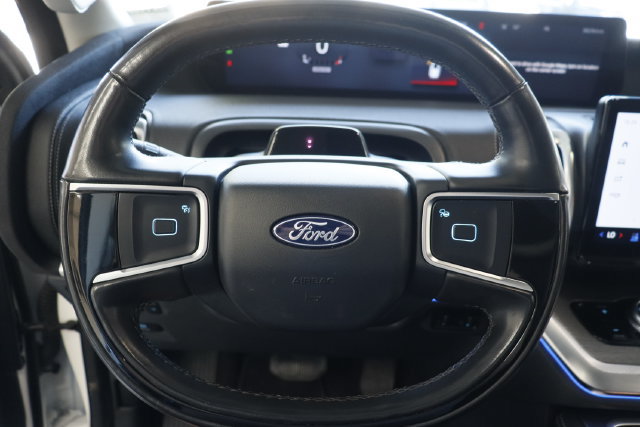 Certified 2025 Ford Expedition Max Platinum AWD/4WD image 14