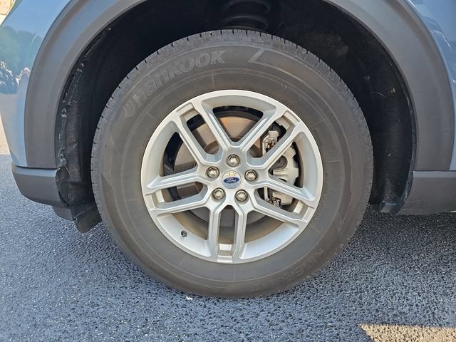 Certified 2025 Ford Explorer Active w/ Active Comfort Package RWD image 36