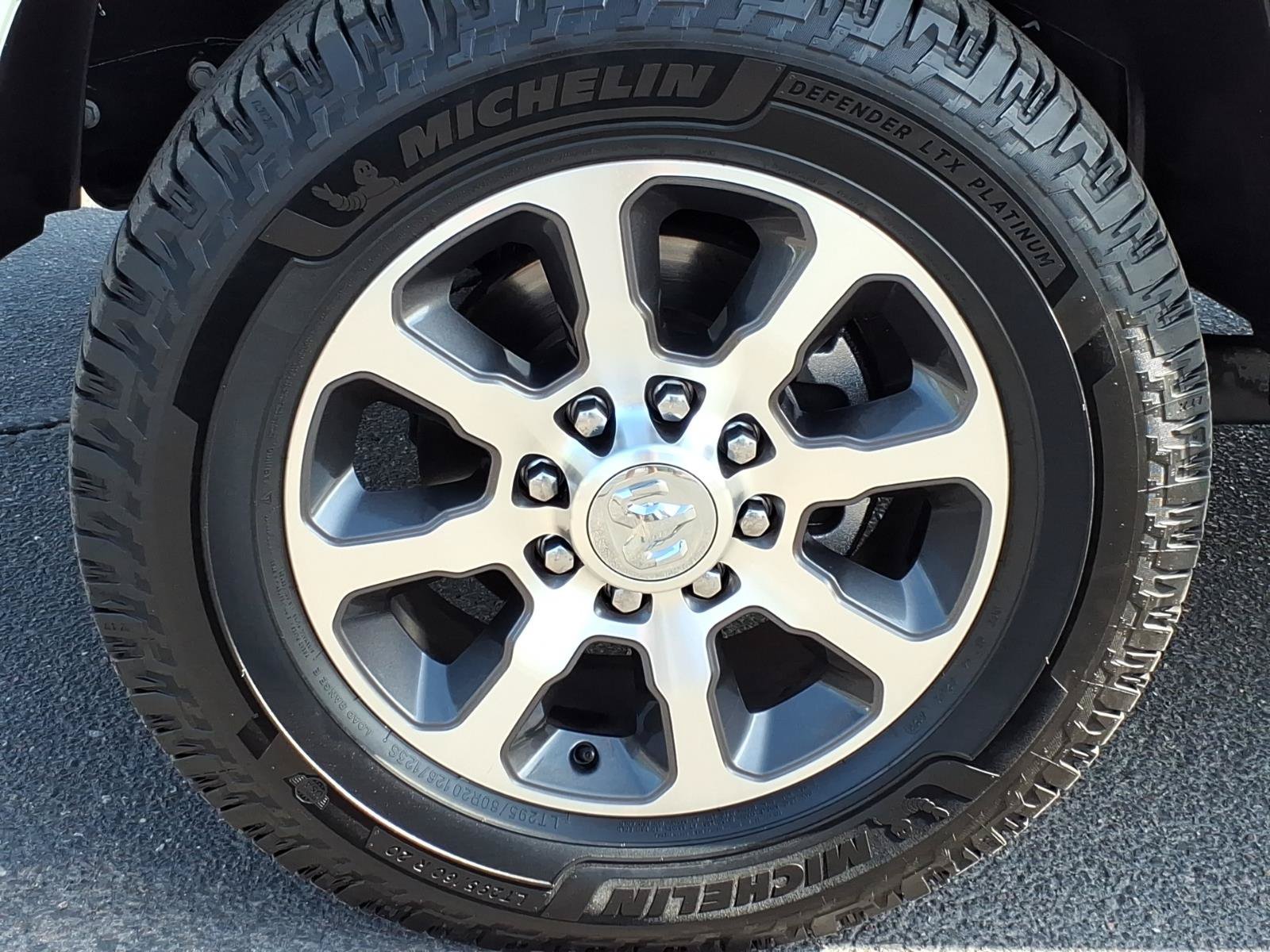 Used 2024 RAM 3500 Limited w/ Towing Technology Group AWD/4WD image 8