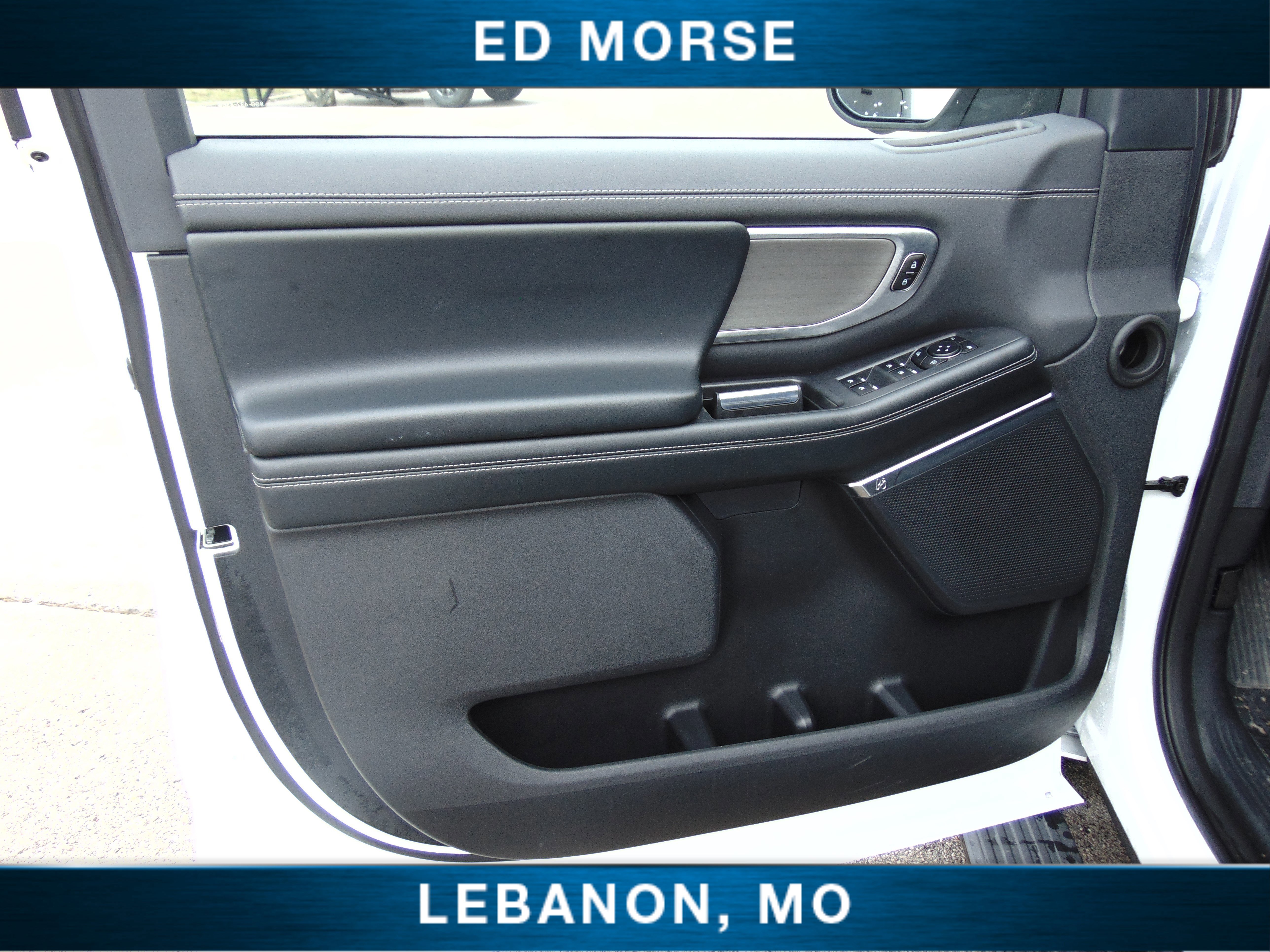 Certified 2025 Ford Expedition Max Platinum image 18