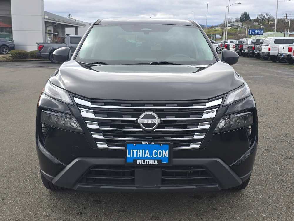 Used 2024 Nissan Rogue S image 8