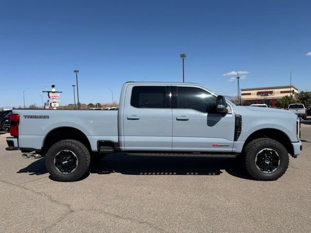 Certified 2025 Ford F250 Lariat w/ Tremor Off-Road Package image 5