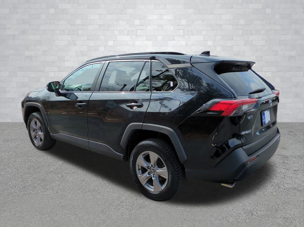 Used 2024 Toyota RAV4 XLE image 3