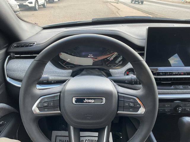 Used 2024 Jeep Compass Latitude AWD/4WD image 20
