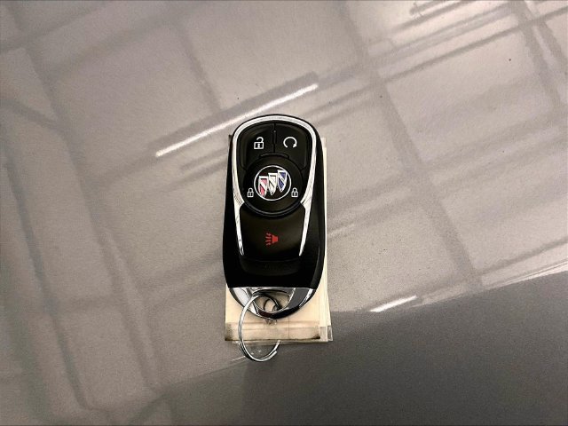 Used 2023 Buick Encore GX Preferred w/ Cold Weather Comfort Package AWD/4WD image 9