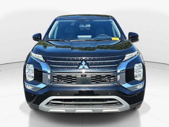 Used 2024 Mitsubishi Outlander SE FWD image 9