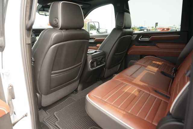 Used 2025 GMC Sierra 2500 Denali Ultimate AWD/4WD image 12