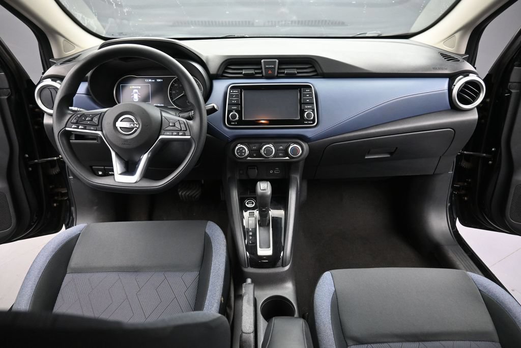 Used 2023 Nissan Versa SV FWD image 20