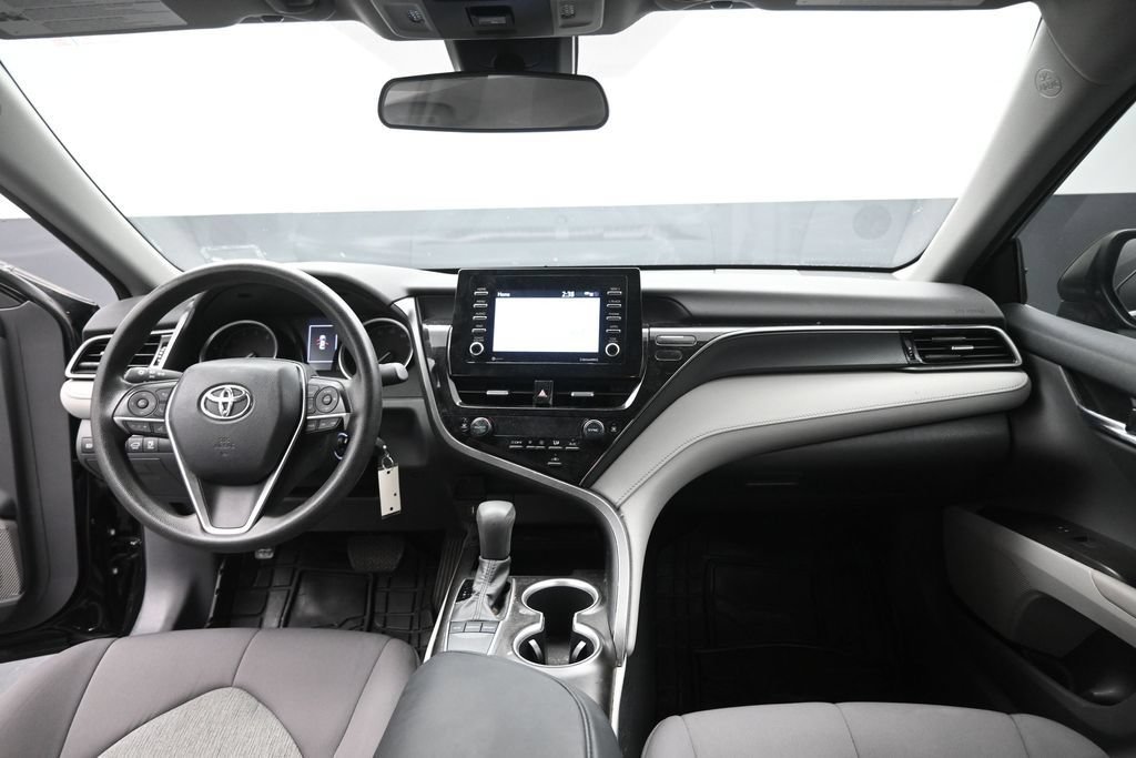 Used 2023 Toyota Camry LE FWD image 10