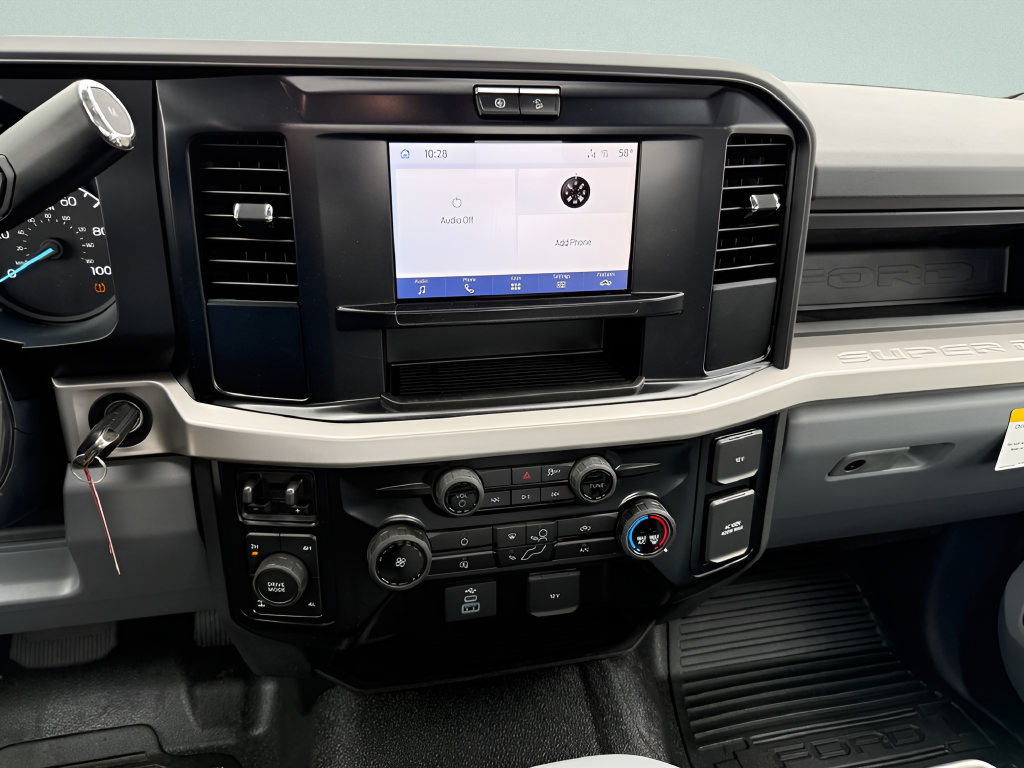Certified 2025 Ford F250 XL w/ FX4 Off-Road Package AWD/4WD image 5