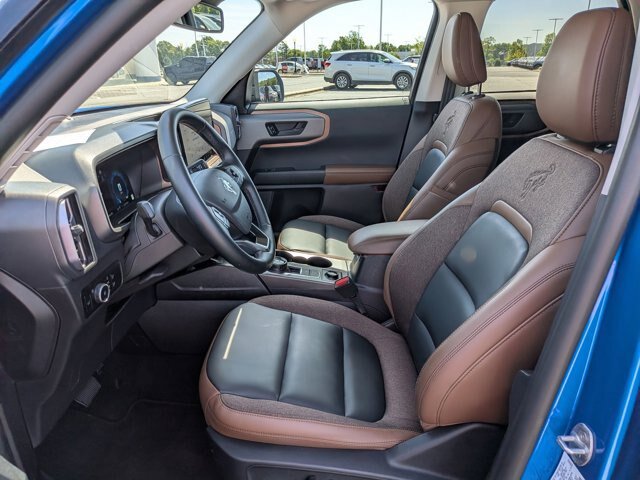 Certified 2025 Ford Bronco Sport Outer Banks w/ Outer Banks Tech Package+ AWD/4WD image 15