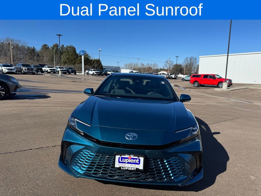 Used 2025 Toyota Camry XSE image 10