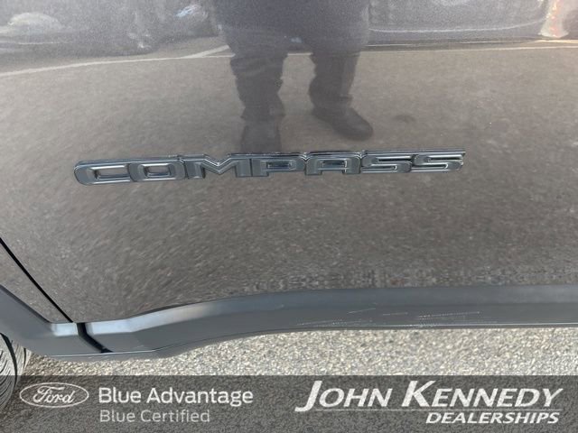 Used 2021 Jeep Compass Latitude image 10