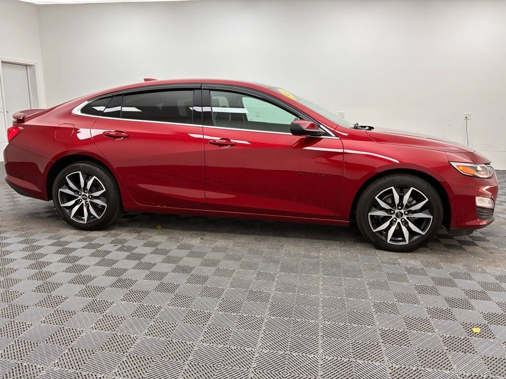 Used 2024 Chevrolet Malibu RS w/ LPO, Floor Liner Package image 6