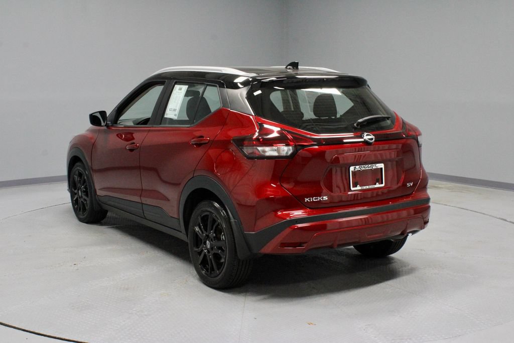 Used 2024 Nissan Kicks SV FWD image 8