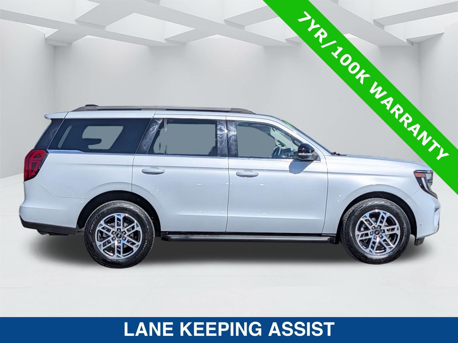 Certified 2025 Ford Expedition Active image 7