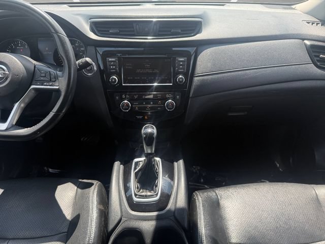 Used 2020 Nissan Rogue SV FWD image 4