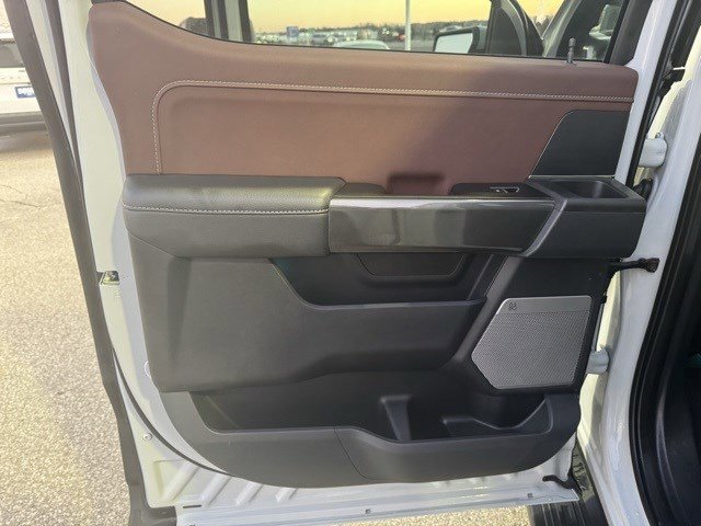 Certified 2023 Ford F150 Lariat w/ Equipment Group 502A High image 25