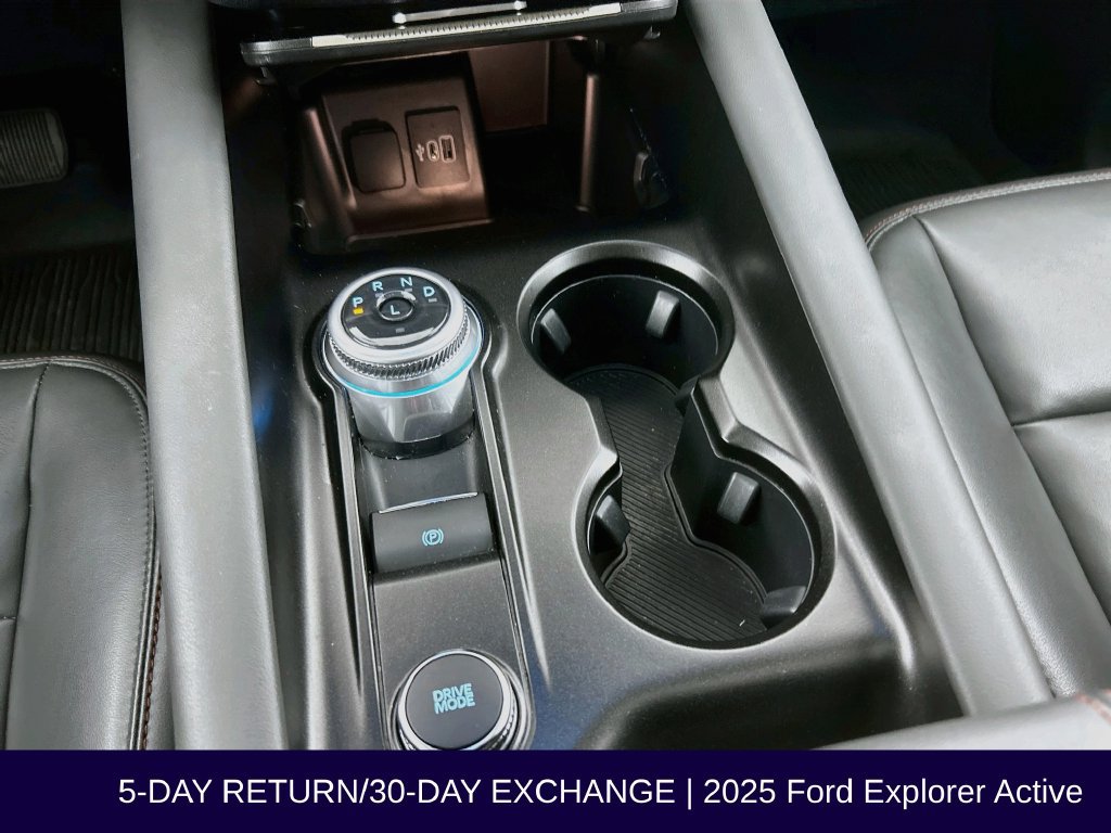Certified 2025 Ford Explorer Active w/ Active Comfort Package AWD/4WD image 23