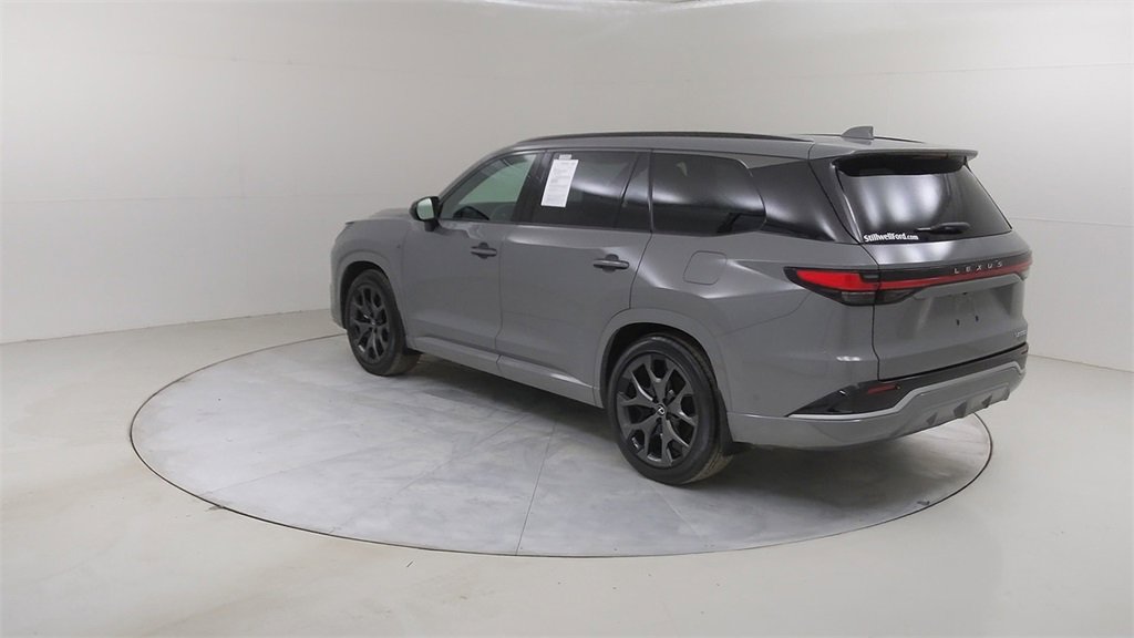 Used 2024 Lexus TX 500h AWD w/ Technology Package image 17