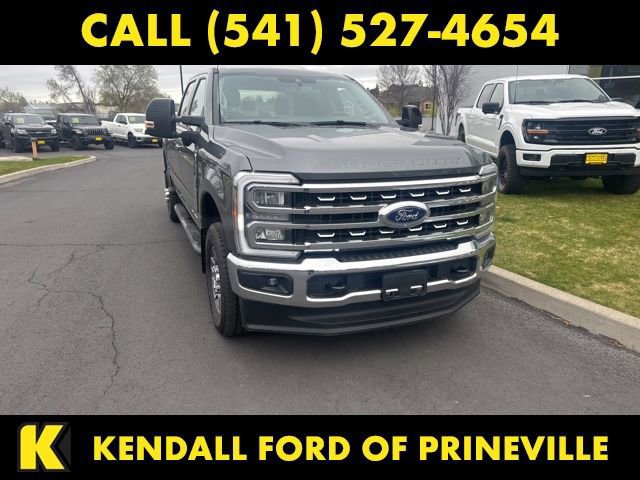 Certified 2025 Ford F350 Lariat w/ FX4 Off-Road Package AWD/4WD image 8