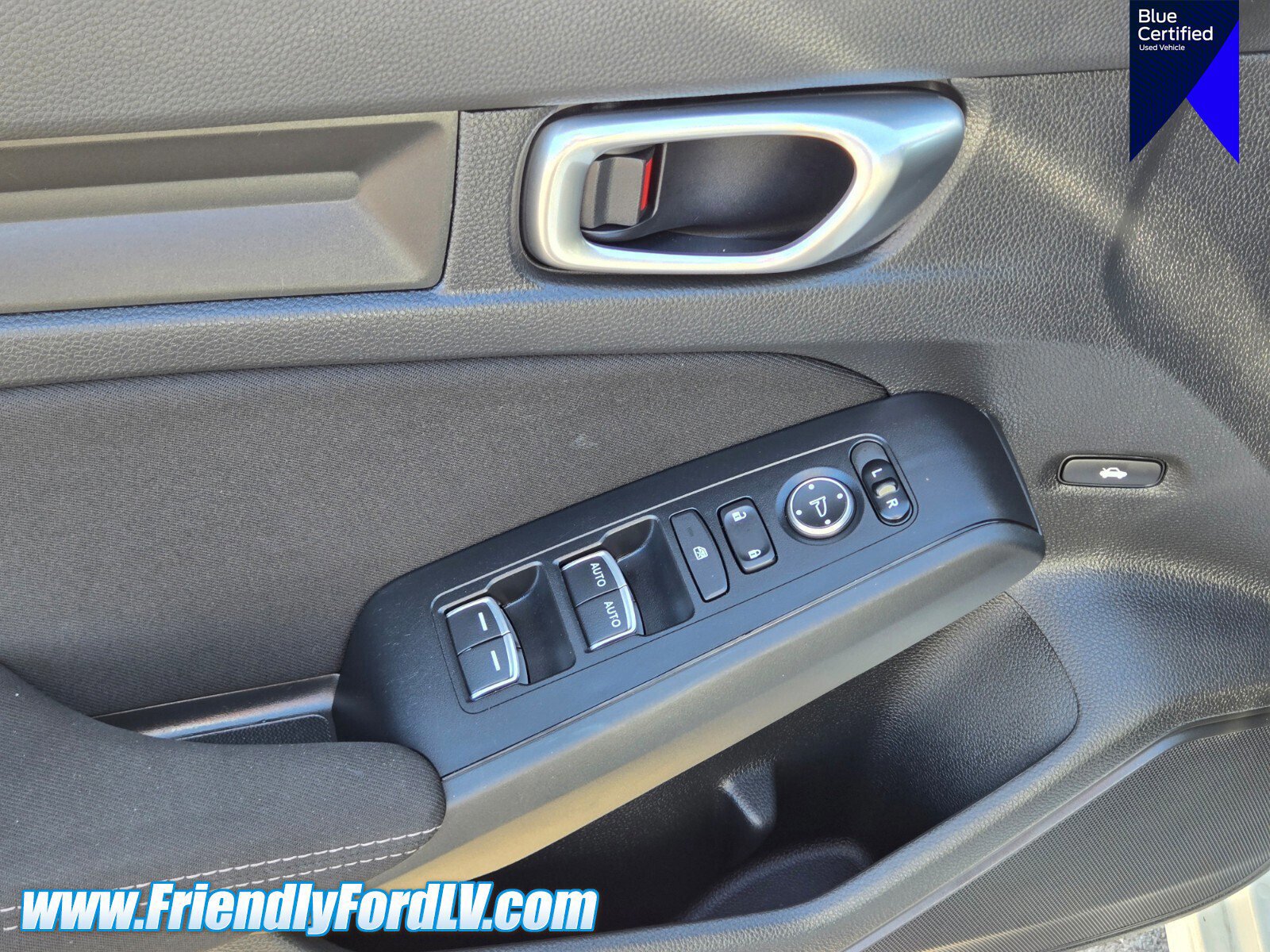 Used 2023 Honda Civic Sport image 18