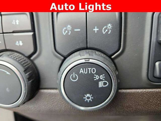 Used 2021 Chevrolet Tahoe LT w/ LT Signature Package image 22