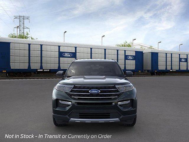 Certified 2022 Ford Explorer XLT w/ Equipment Group 202A AWD/4WD image 6