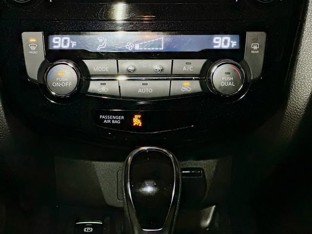 Used 2021 Nissan Rogue Sport SV w/ Technology Package image 16