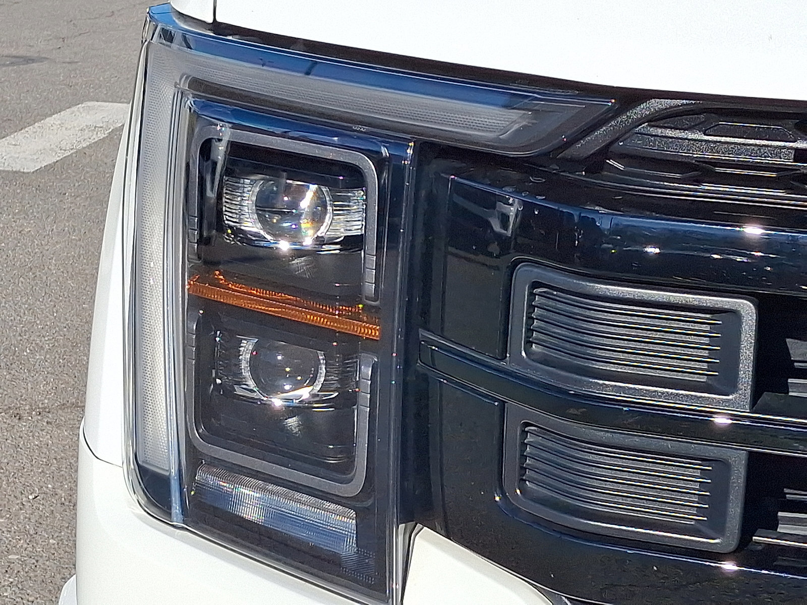 Certified 2023 Ford F150 Platinum w/ Equipment Group 701A High image 9