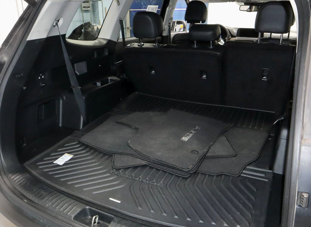 Used 2021 Kia Telluride EX w/ Towing Package image 16