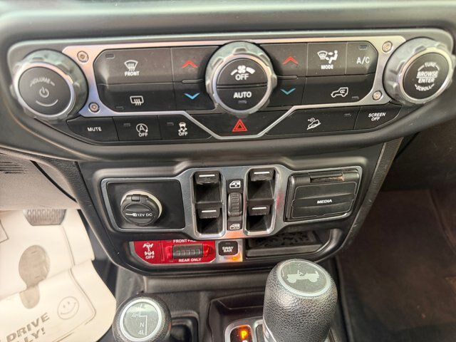 Used 2020 Jeep Wrangler Unlimited Rubicon AWD/4WD image 16