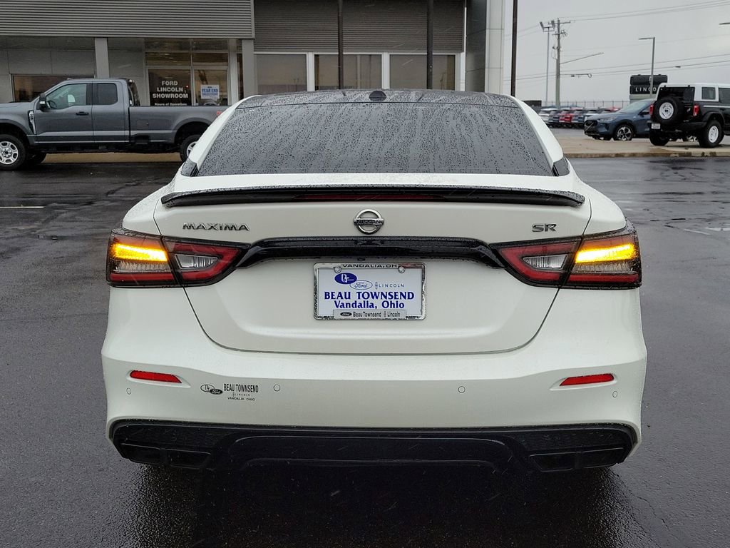 Used 2022 Nissan Maxima SR w/ Sport Mat Group image 5