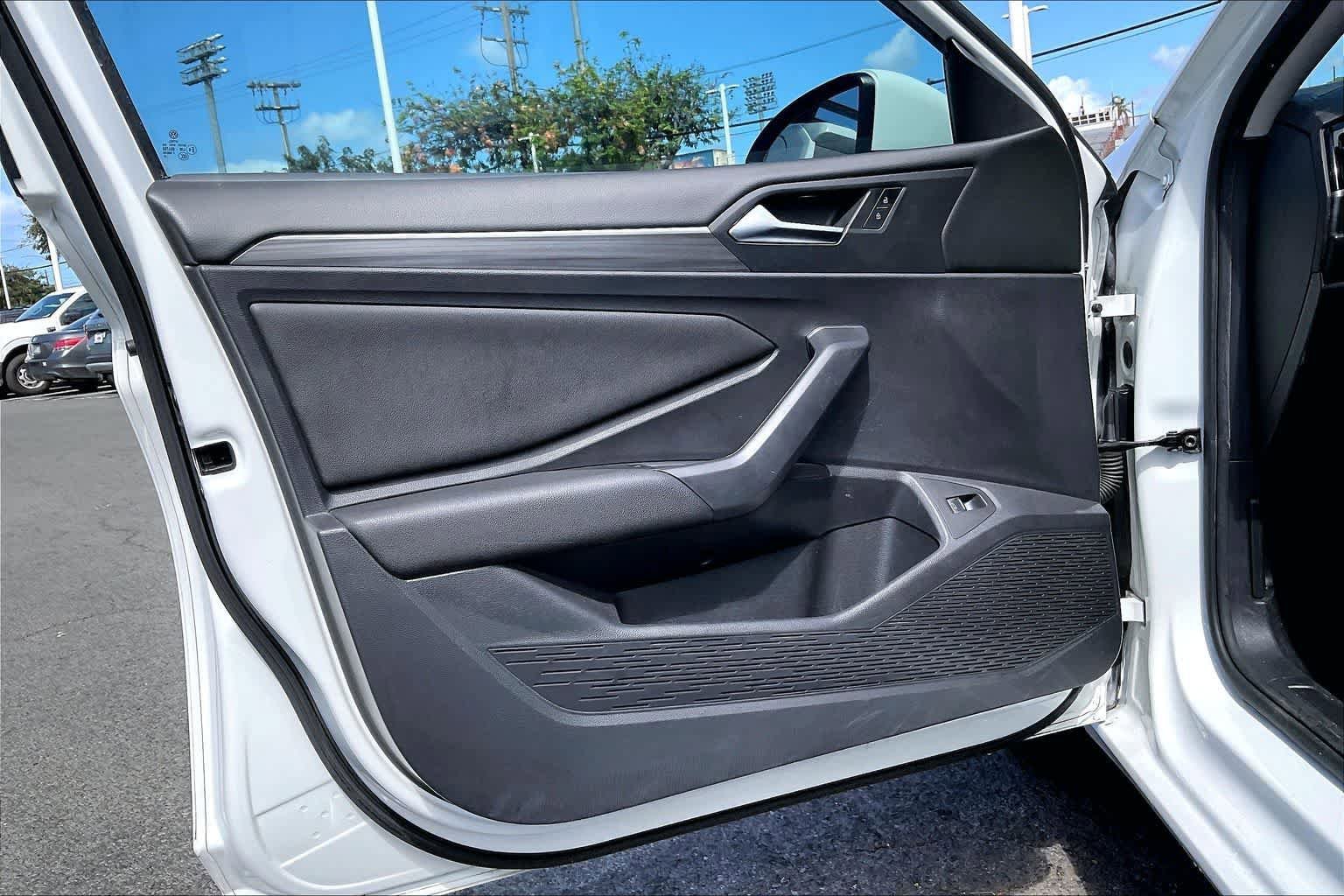 Used 2019 Volkswagen Jetta SEL FWD image 27