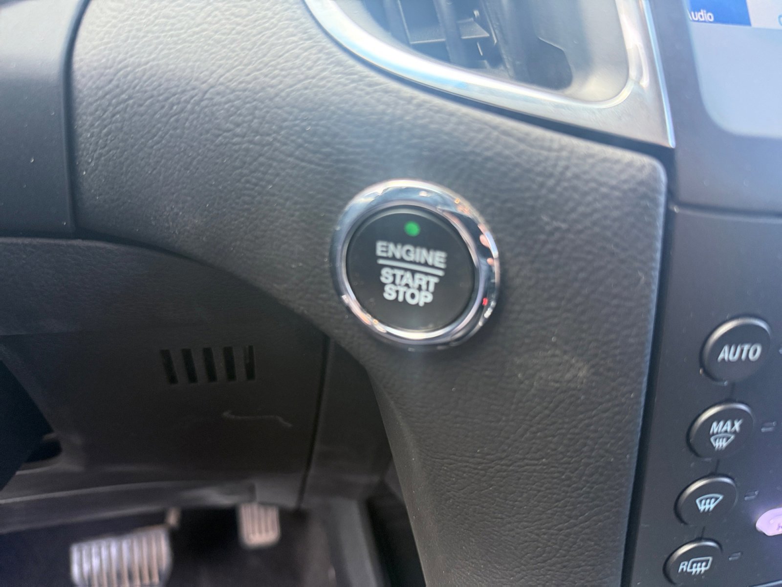 Certified 2020 Ford Edge Titanium image 21