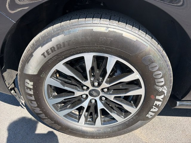 Certified 2025 Ford Expedition Max Platinum AWD/4WD image 11