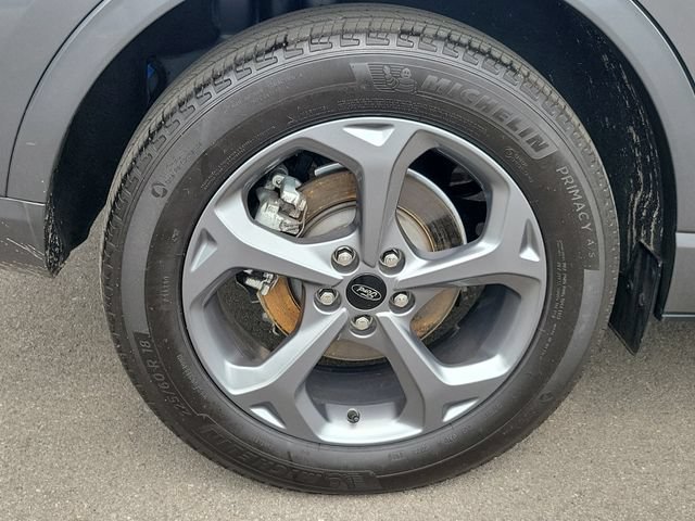 Certified 2024 Ford Escape ST-Line w/ Tech Pack #1 AWD/4WD image 5