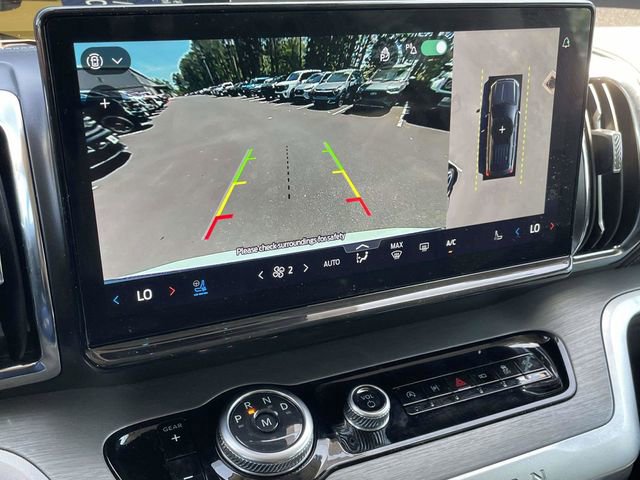 Certified 2025 Ford Expedition Max Platinum AWD/4WD image 11